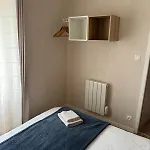 Les Meubles De Louis-marie, 2 Independants Pour 4 Personnes, 8 Personnes Au Total, Proche Du Puy Du Fou Daire